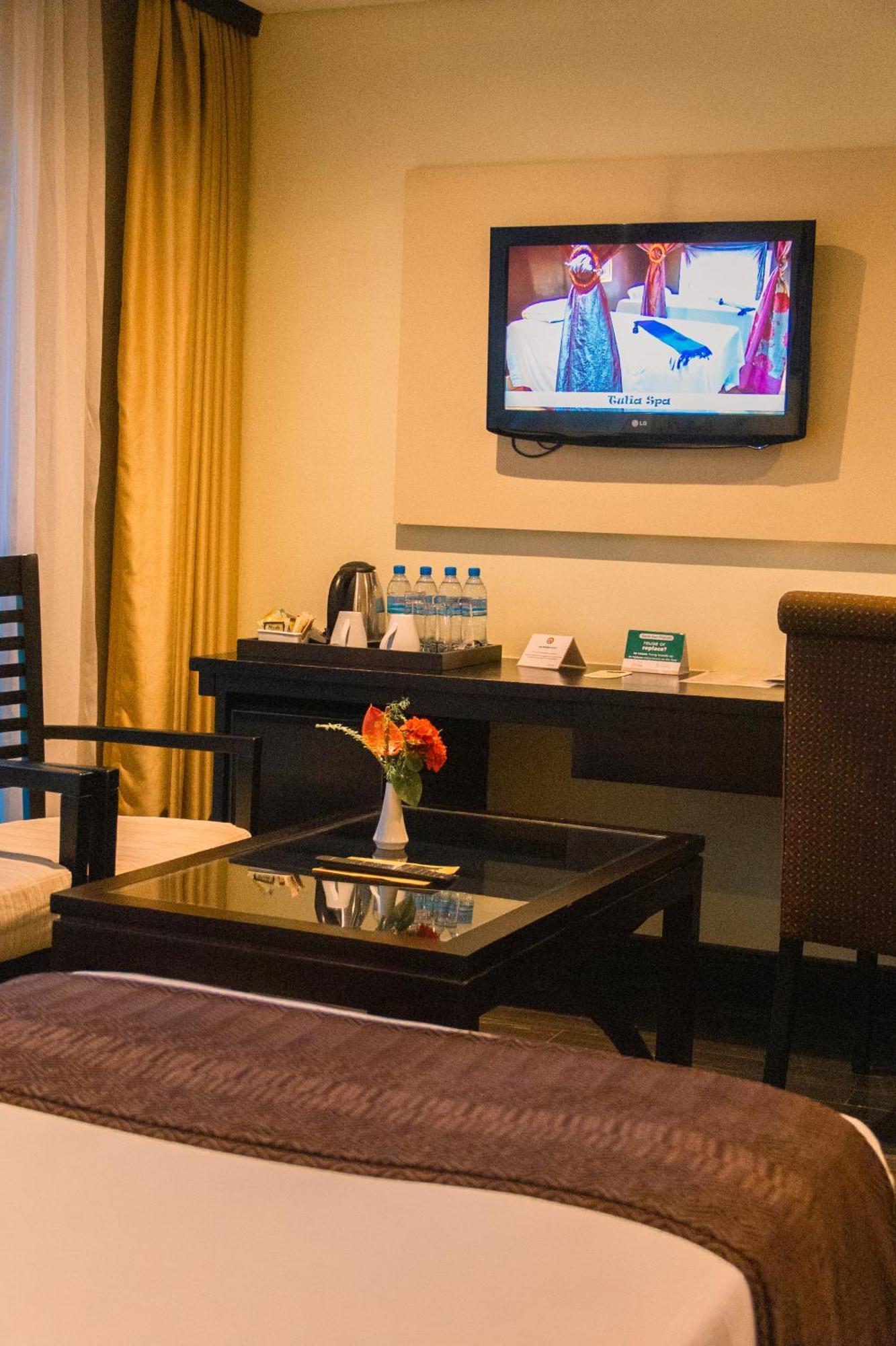 Mount Meru Hotel Arusza Zewnętrze zdjęcie